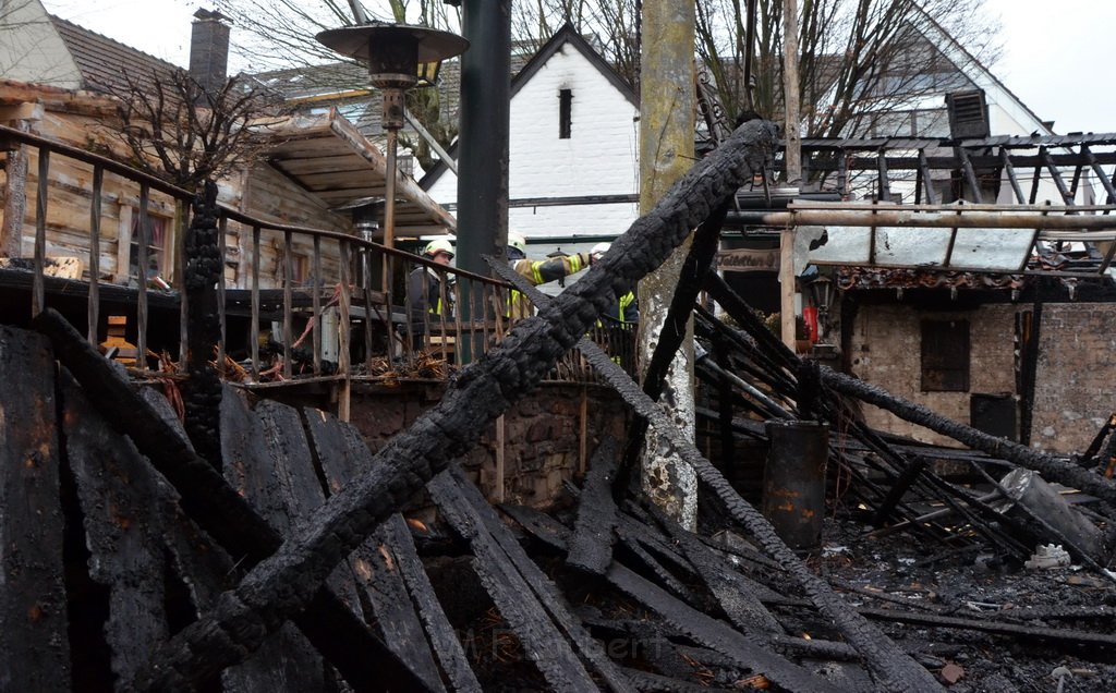 Feuer 3 Zum Treppchen Koeln Rodenkirchen Kirchstr Steinstr P362.JPG - Miklos Laubert